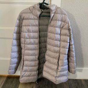 Eddie Bauer large puffer jacket
